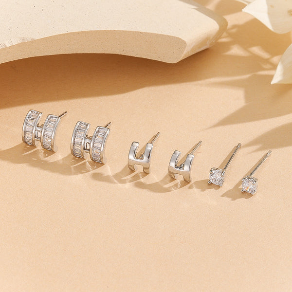 Stunning Baguette Bar Solitaire Earrings