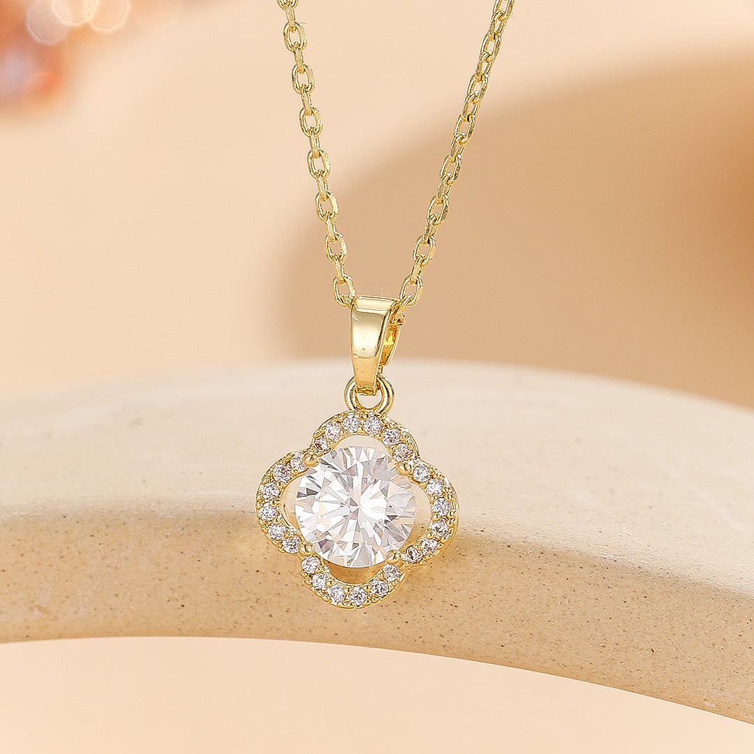 Twinkling Clover Delight Pendant