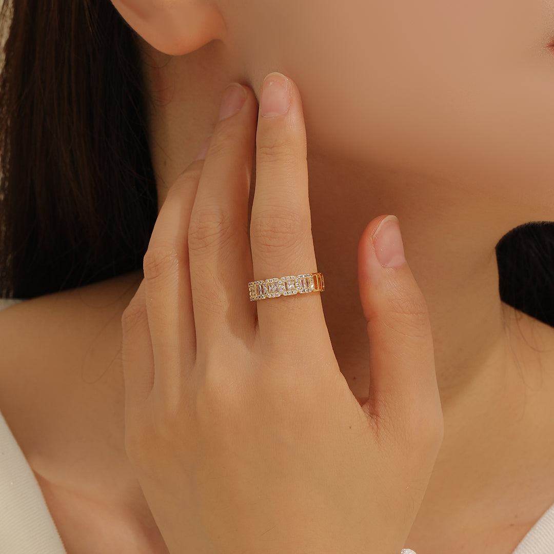 Sparkling Mirage Ring