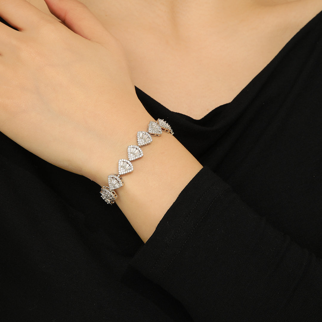 Enchanting Seashell Sparkle Diamond bracelet - Reet Pehal