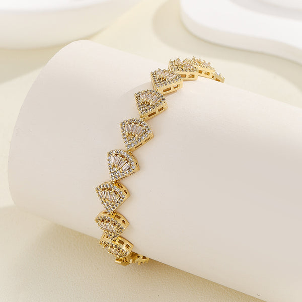 Enchanting Seashell Sparkle Gold bracelet - Reet Pehal