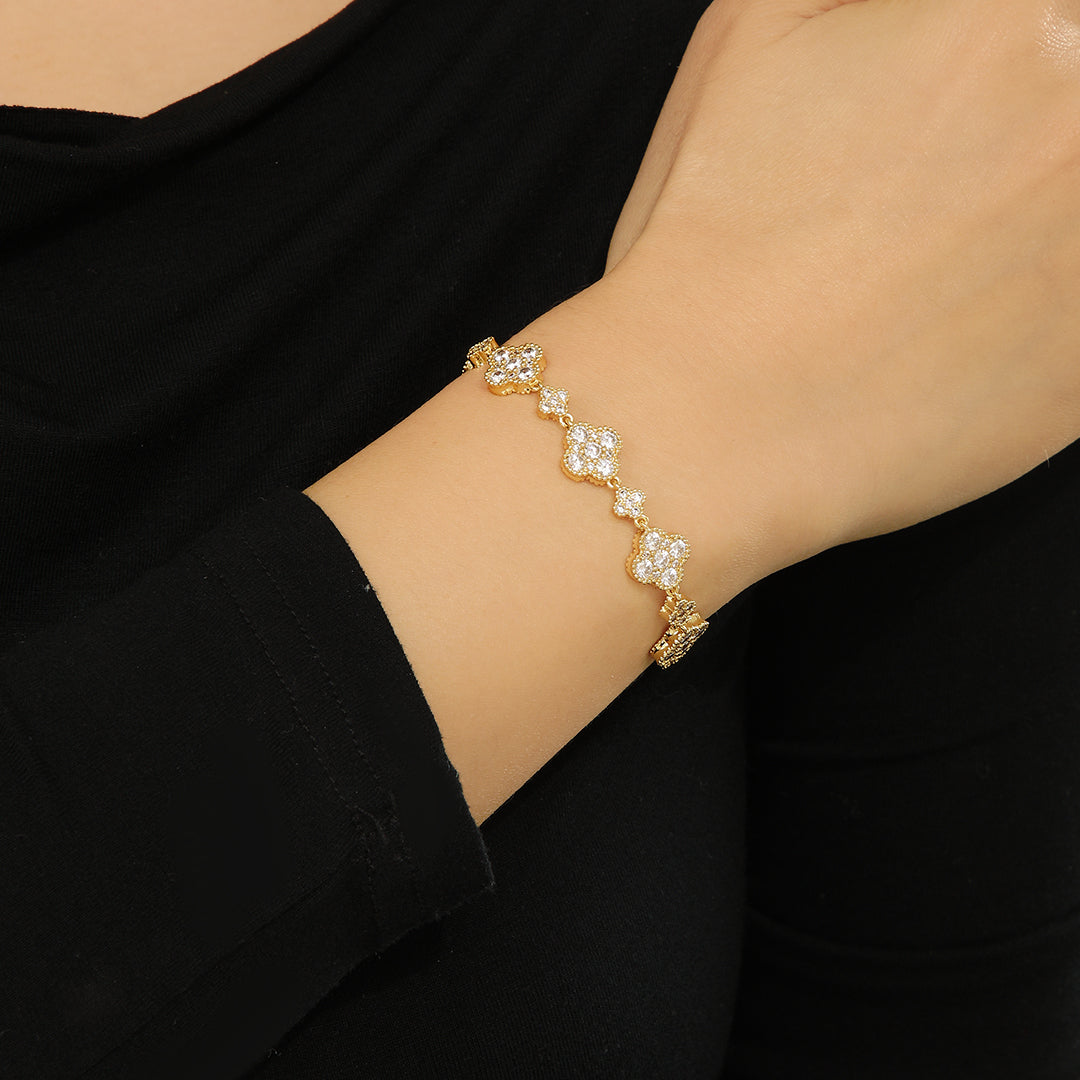 Gorgeous Gold Clover Link Bracelet - Reet Pehal