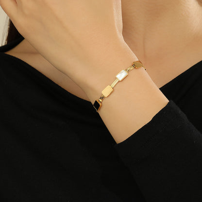 Chic Gold Bar Harmony Bracelet - Reet Pehal