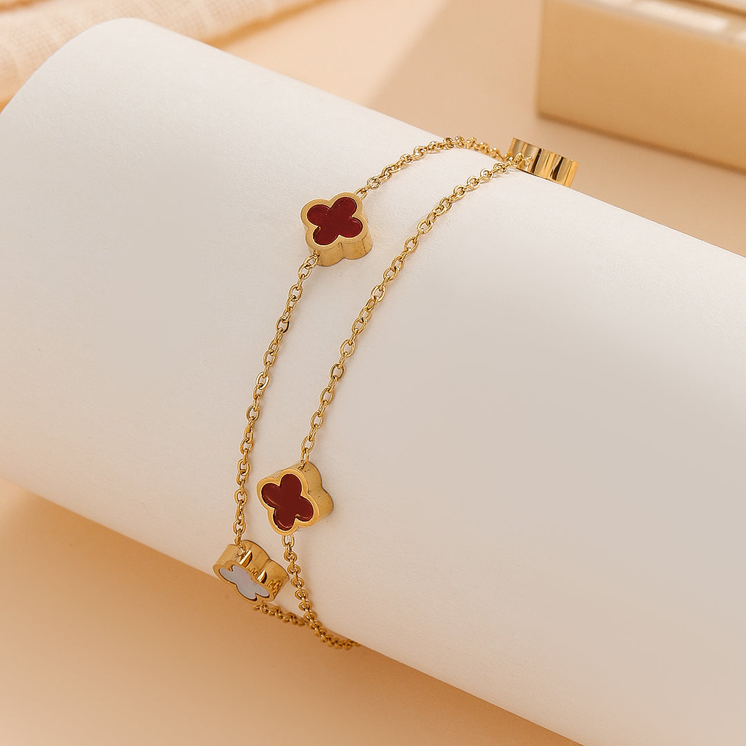 Dainty Crimson Clover Bracelet - Reet Pehal