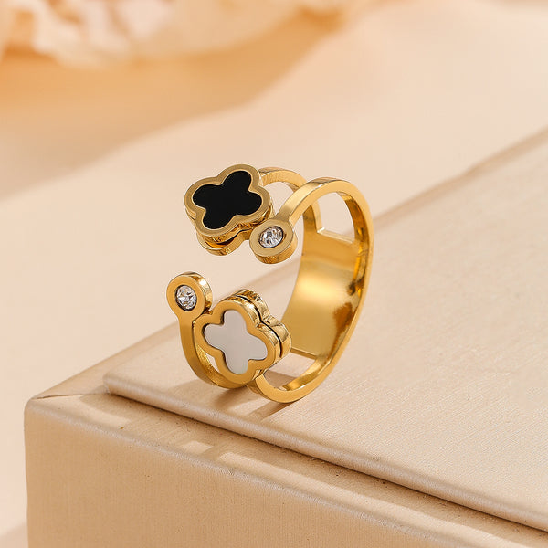 Stylish golden Clover Contrast Ring - Reet Pehal