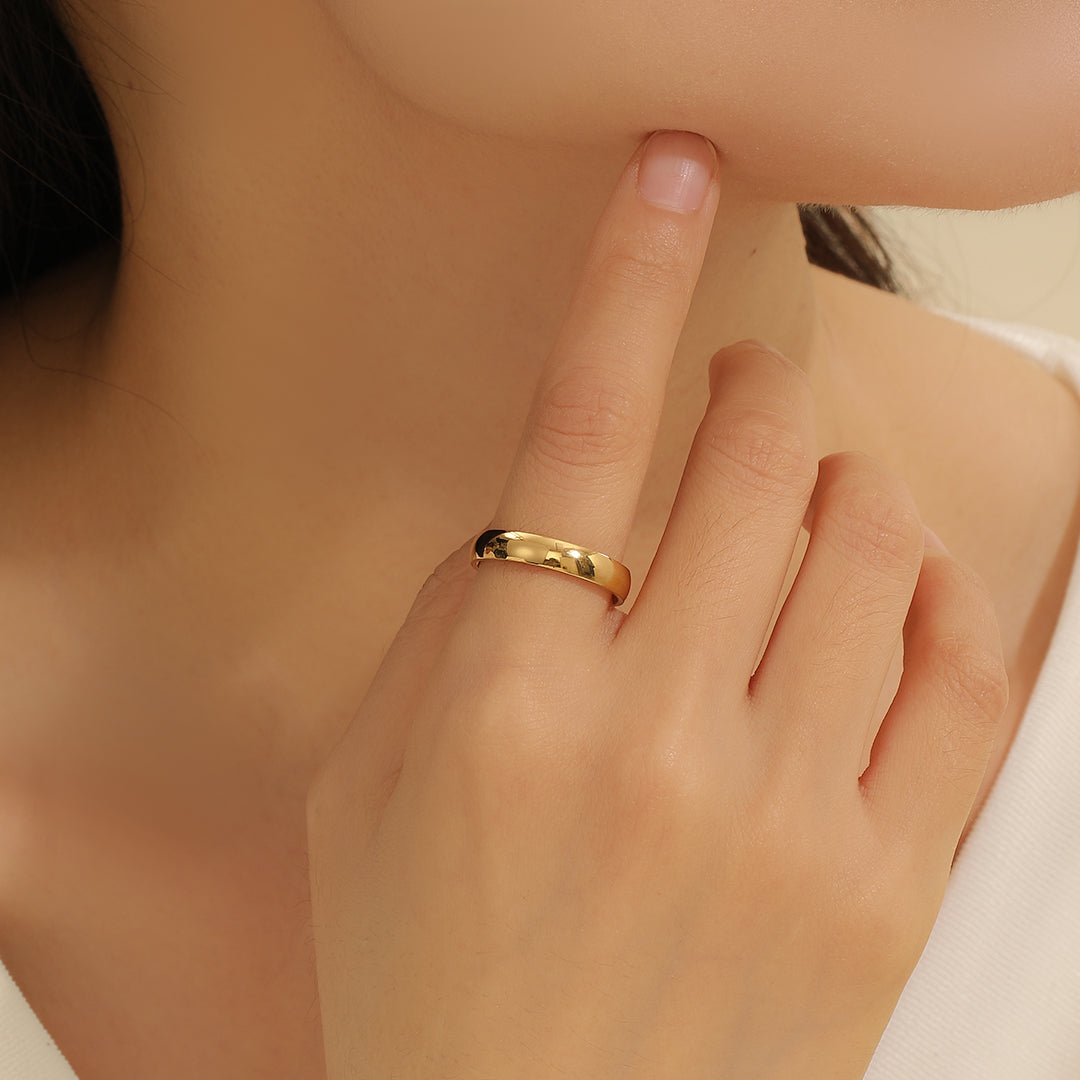 Classic Gold Ring