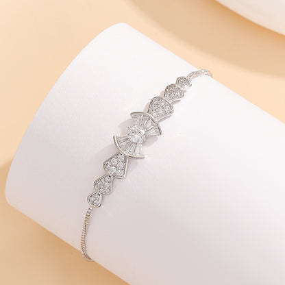 Sparkling Centerpiece Silver Bracelet