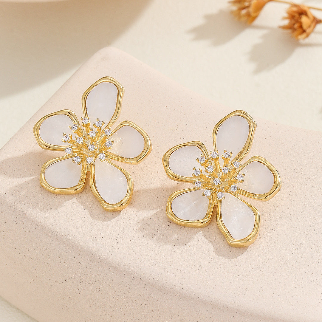 Pollen-Centered Gold Petals Earrings - Reet Pehal