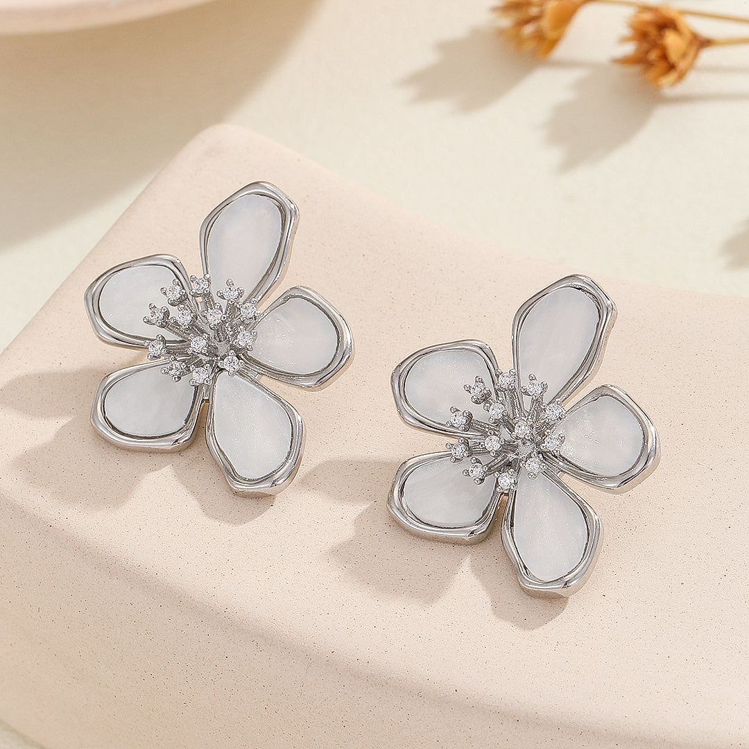 Pollen-Centered Silver Petals Earrings - Reet Pehal