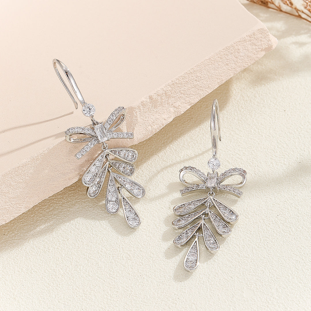 Glistening Leafy Knot Silver Earrings - Reet Pehal