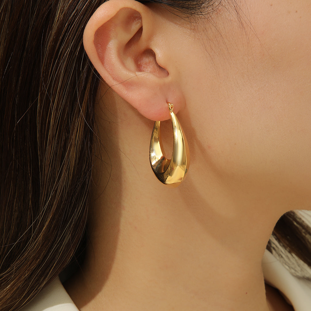 Minimalist Gold Oval Hoops - Reet Pehal