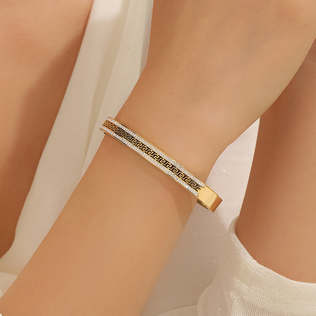 Diamond-Cut Legacy Bangle