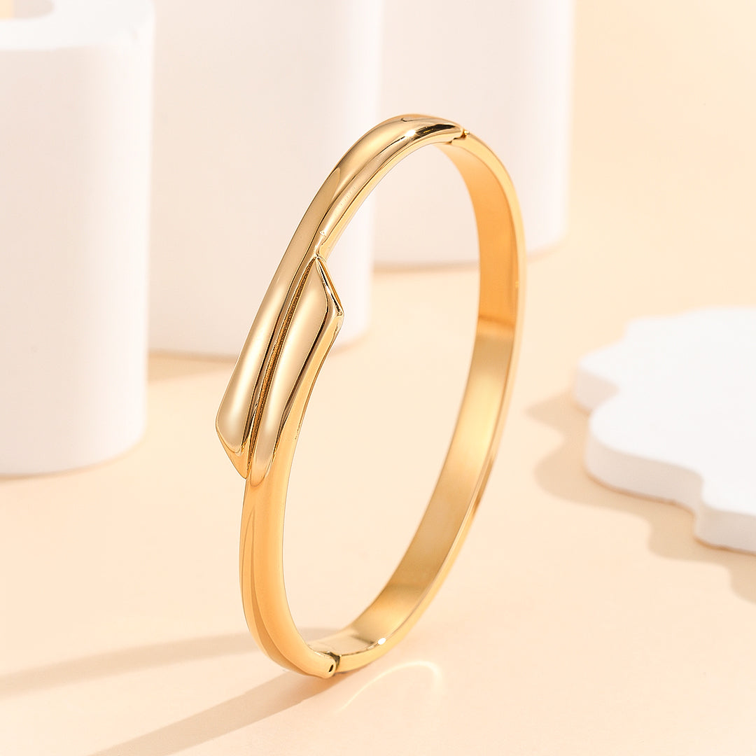 Lustre Minimalist Gold Bangle - Reet Pehal