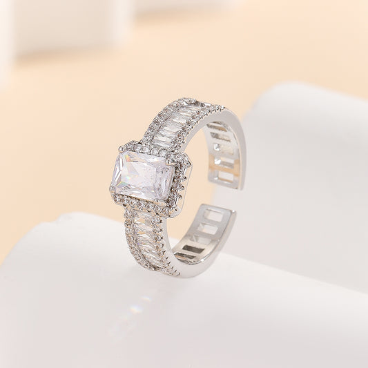 Deluxe Princess Cut Diamond Ring