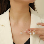 Load image into Gallery viewer, Radiant Clover Drop Gold Pendant Set - Reet Pehal
