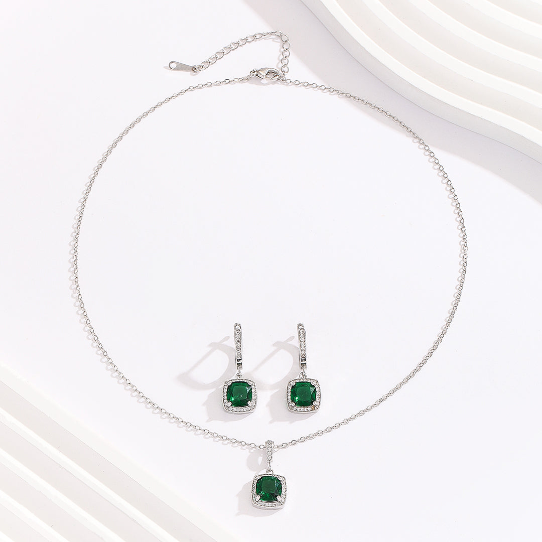 Radiant Green Delight Pendant Set - Reet Pehal