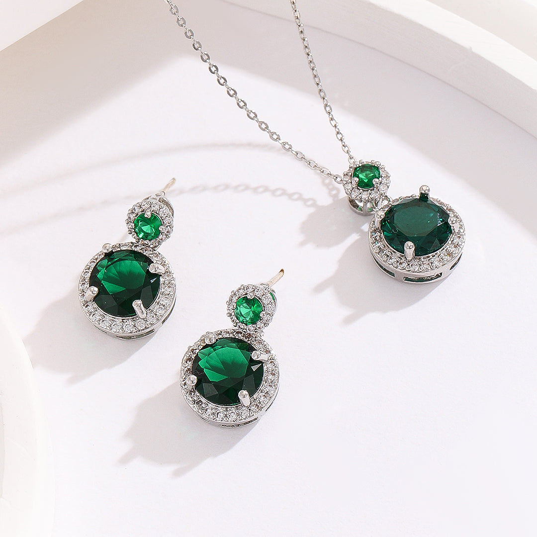 Luxurious Green Glory Pendant Set - Reet Pehal