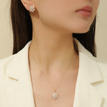 Load image into Gallery viewer, Glamorous Pear-Petal Bloom Gold Pendant Set - Reet Pehal
