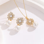 Load image into Gallery viewer, Floral Splendor Pearl Gold Pendant Set - Reet Pehal
