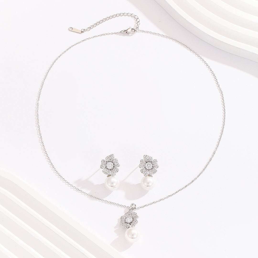 Floral Splendor Pearl Silver Pendant Set - Reet Pehal