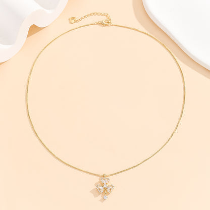 Ornate Love Blossom Gold pendant