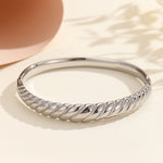 Load image into Gallery viewer, Dynamic Ridge Bracelet
