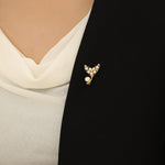 Load image into Gallery viewer, Intricate Pearl Harmony V Brooch - Reet Pehal
