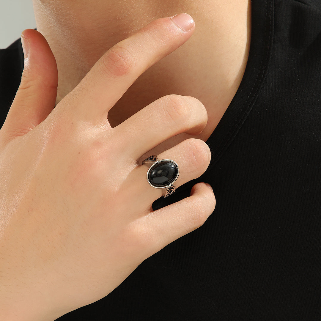 Stunning Geometric Eclipse Onyx Ring