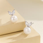 Load image into Gallery viewer, Pretty Pearl Petal Silver Earrings - Reet Pehal
