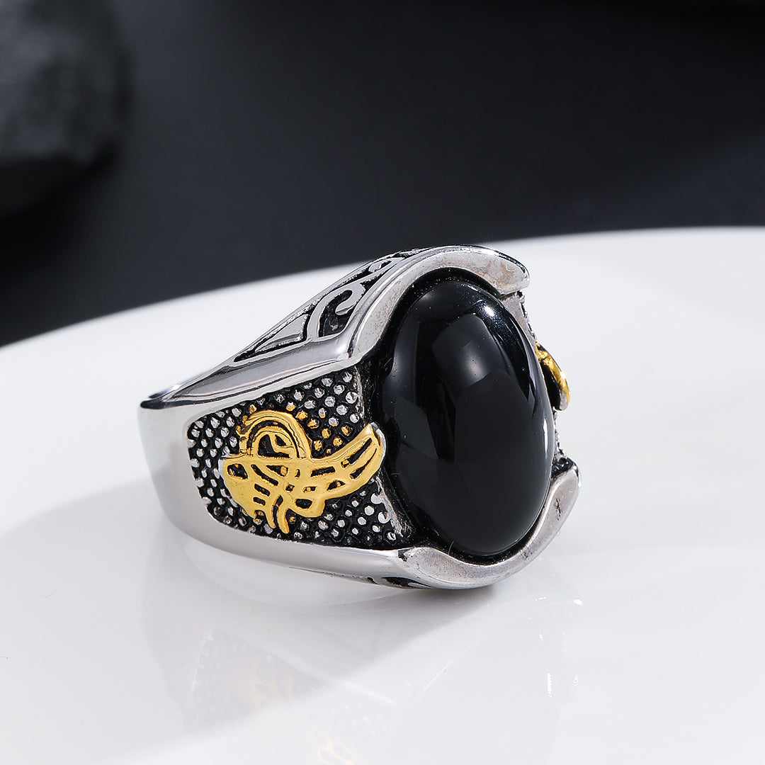 Melodic Gold Onyx Elegance Ring