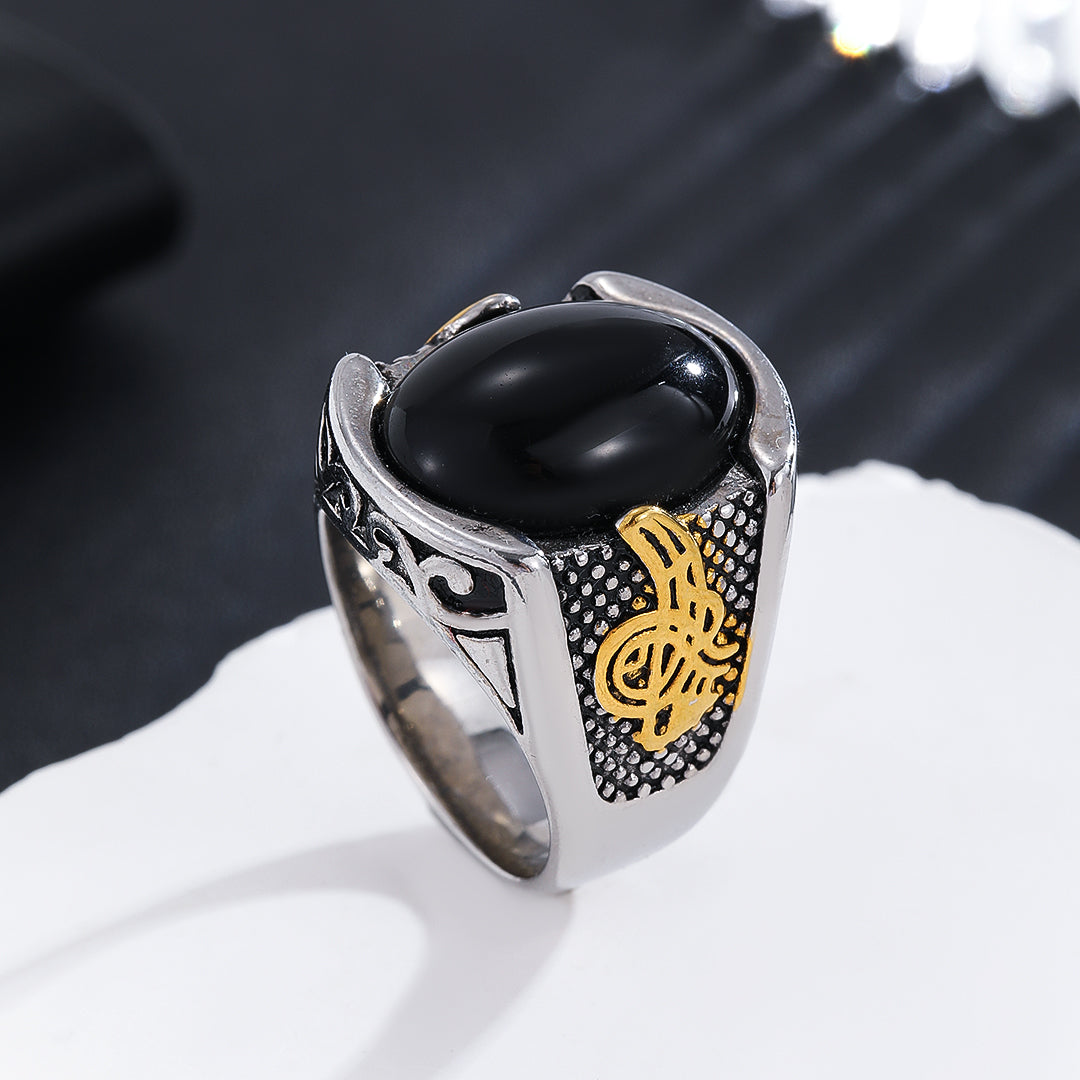 Melodic Gold Onyx Elegance Ring