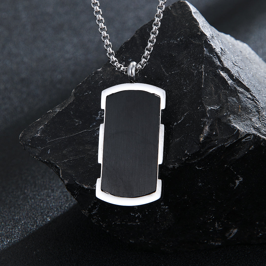 Classic Contrast Onyx Locket