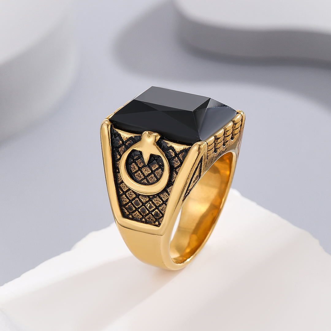 Noble Crown Gold Charcoal Ring