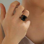 Load image into Gallery viewer, Noble Crown Gold Charcoal Ring
