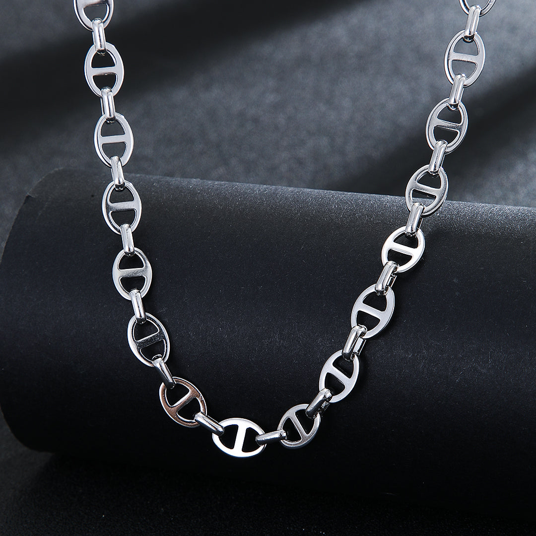 Modern Interlocking Links Silver Locket