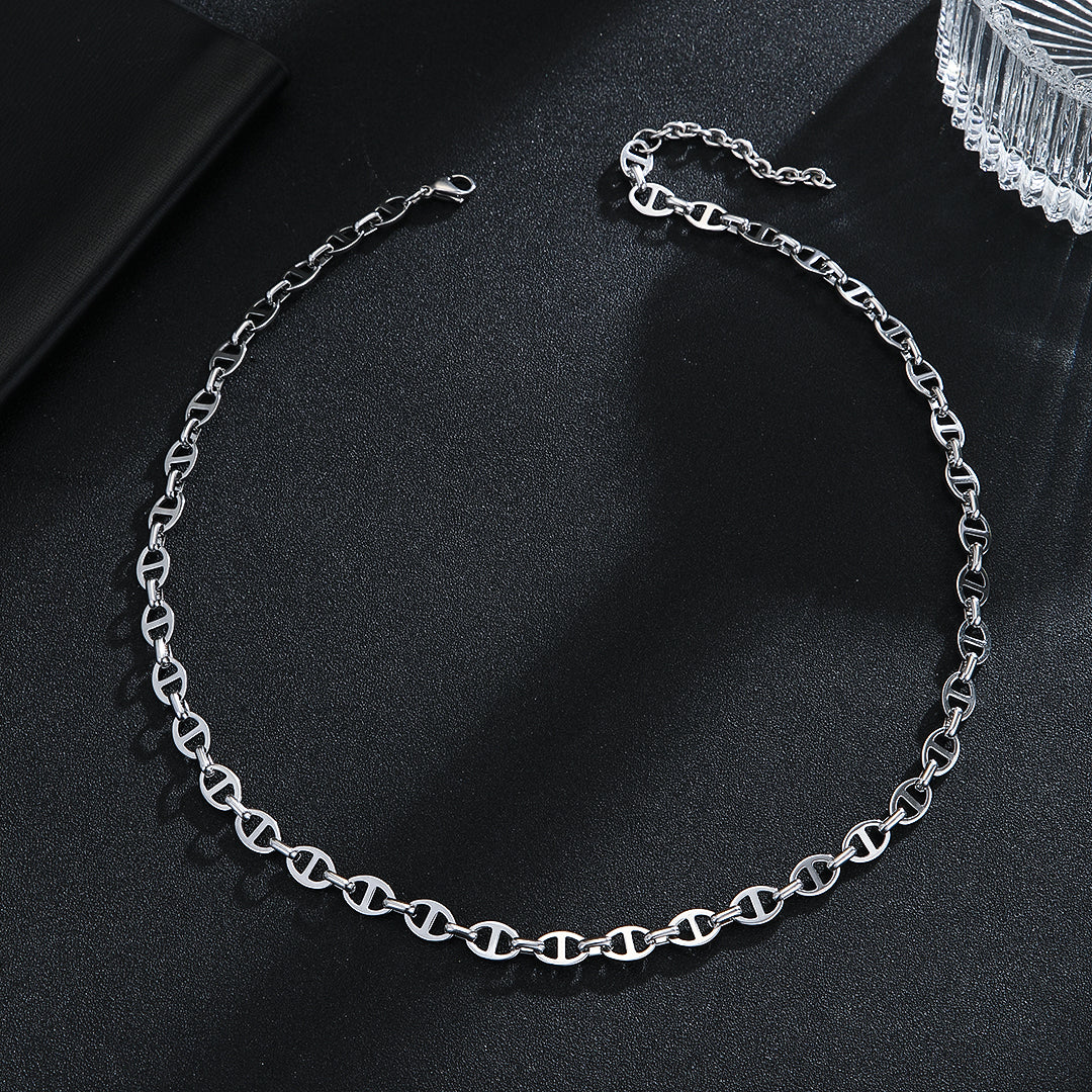 Modern Interlocking Links Silver Locket