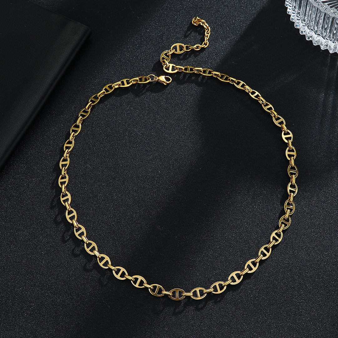 Modern Interlocking Links Gold Locket