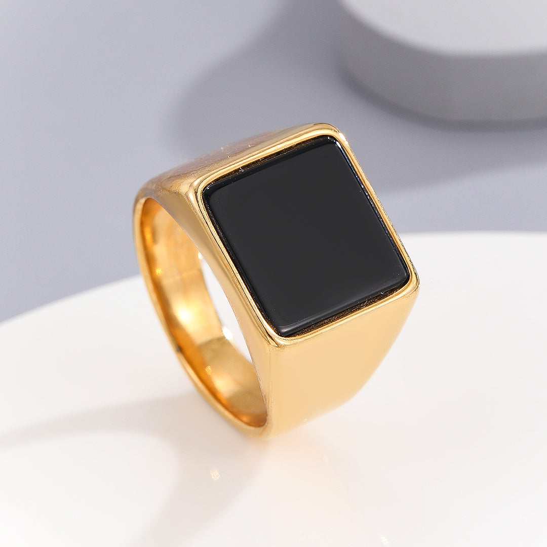 Onyx Classic Bold Ring