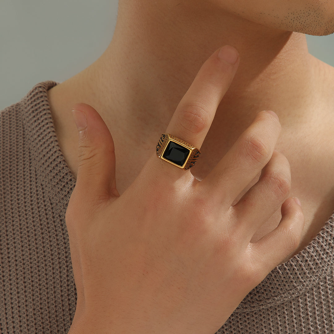 Fashionable Gold Midnight Maze Ring