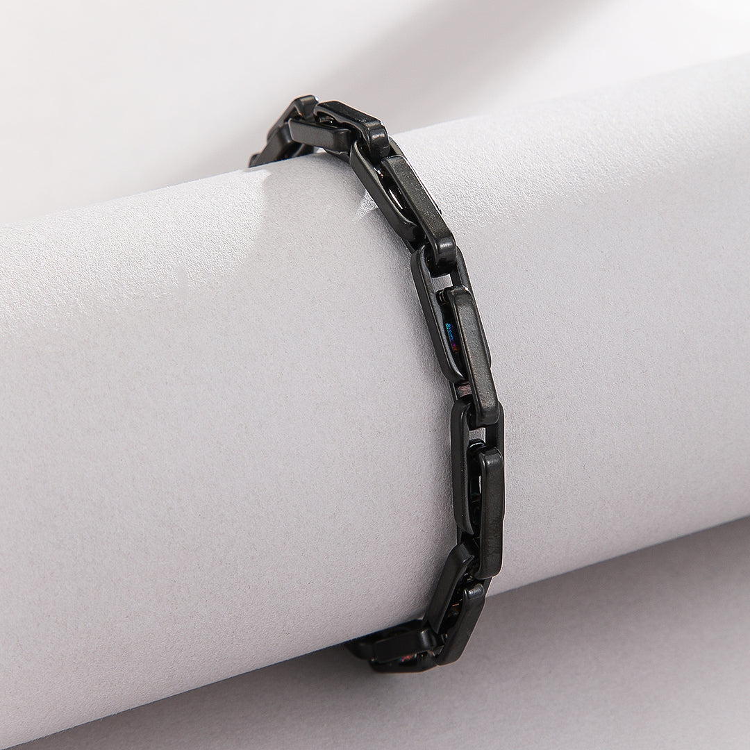 Sleek Noir Link Bracelet