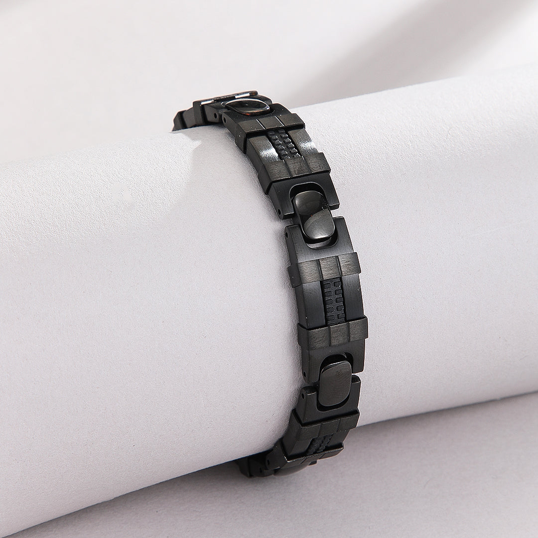 Luxe Cabochon Black Link Bracelet