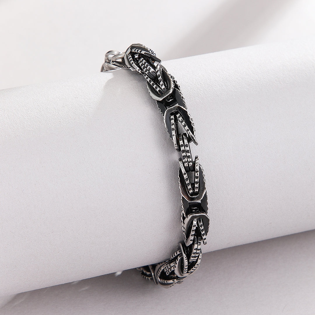 Classic Patterned Noir Bracelet