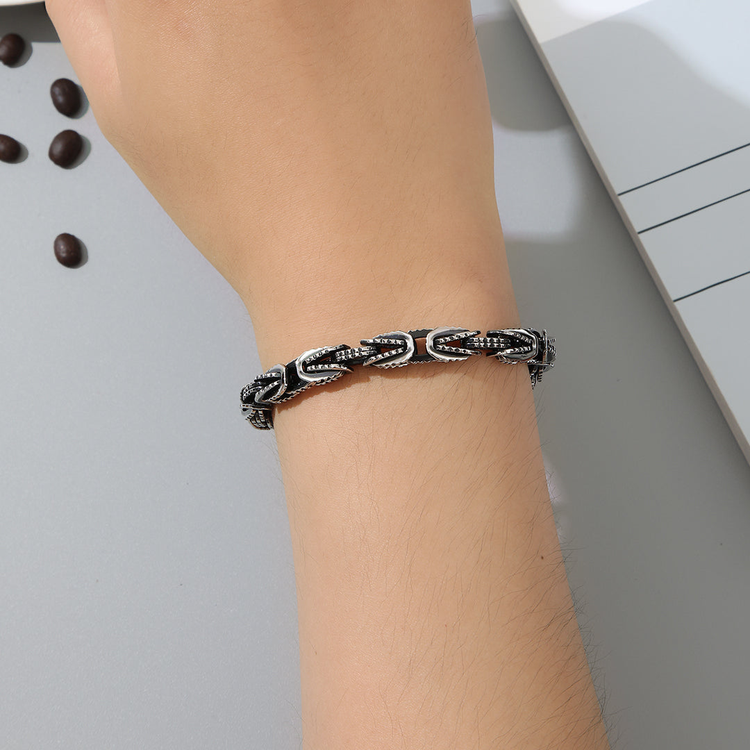 Classic Patterned Noir Bracelet