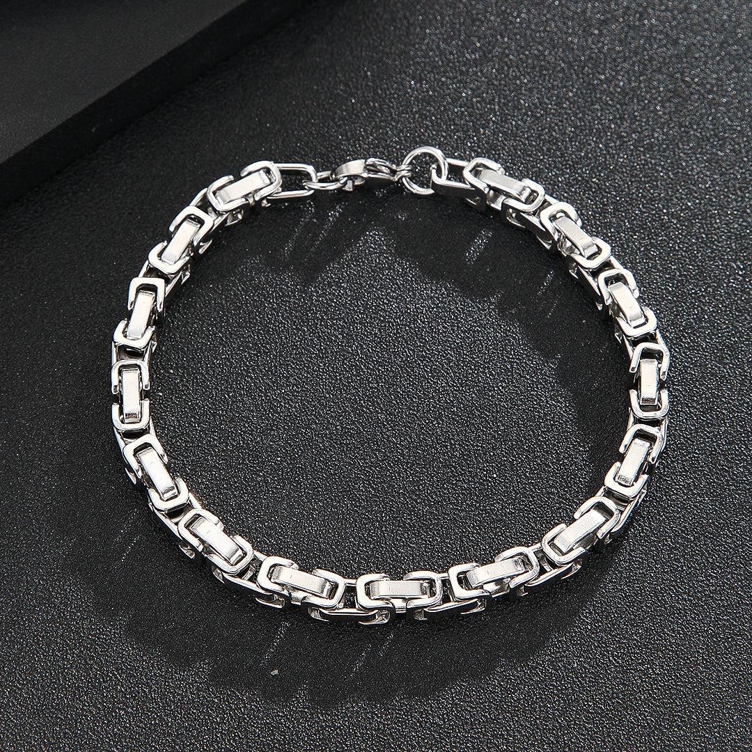 Daring Silver Interlock Bracelet