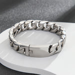 Load image into Gallery viewer, Exemplary Metallic Chain Bracelet
