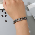 Load image into Gallery viewer, Metallic Tribal Elegance Bracelet
