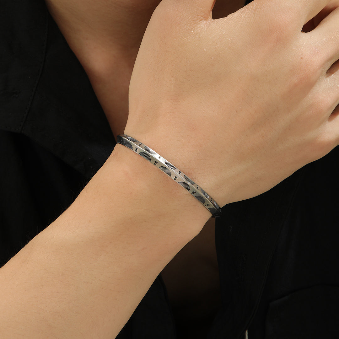 Detailed Grace Silver Bracelet