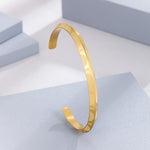 Load image into Gallery viewer, “Detailed Grace Gold Bracelet
