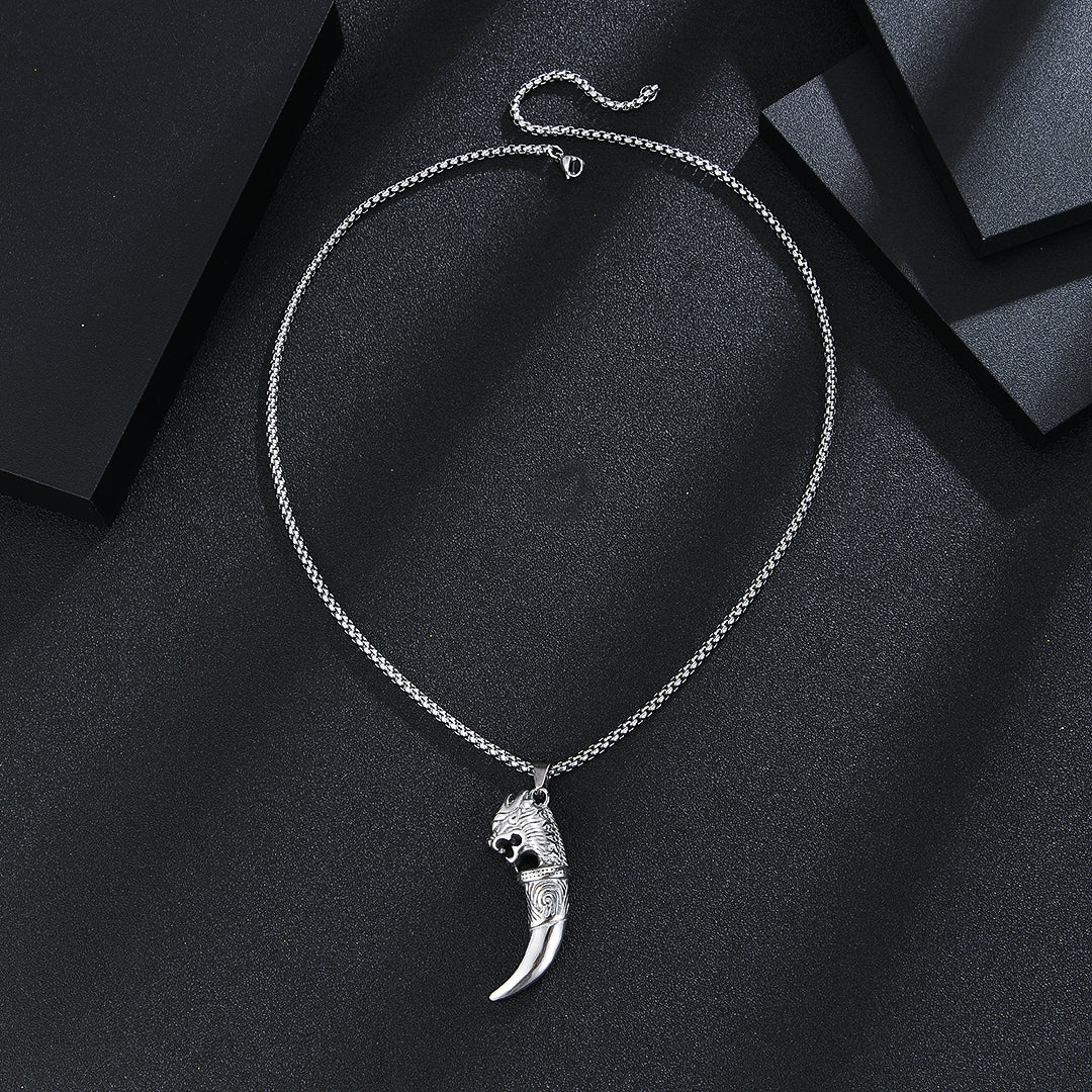 Wolf's Fury Silver Chain