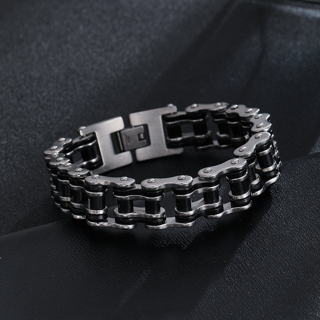 Opulent Contrast Noir Bracelet